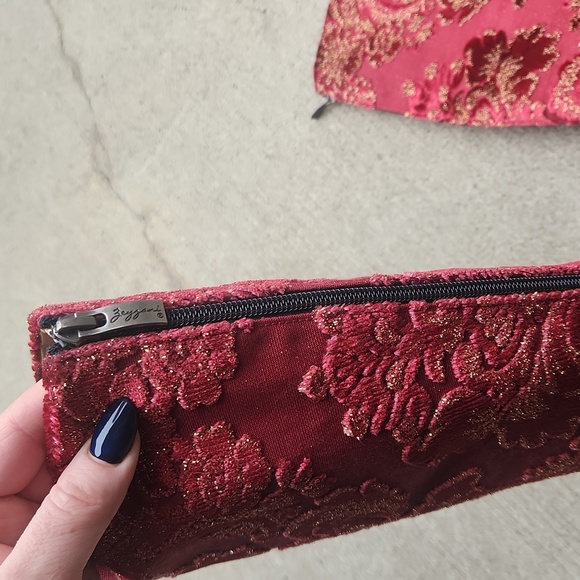 Floral brocade boots - Picture 9 of 12